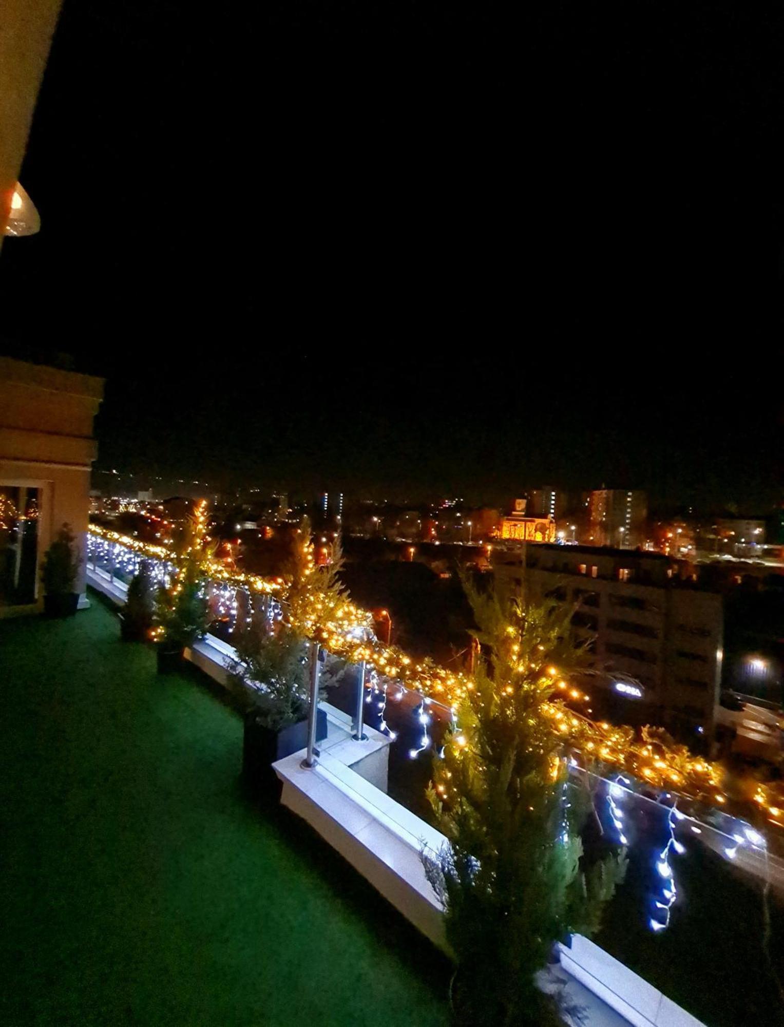 Apartamento Penthouse View Aeroport Iasi Exterior foto