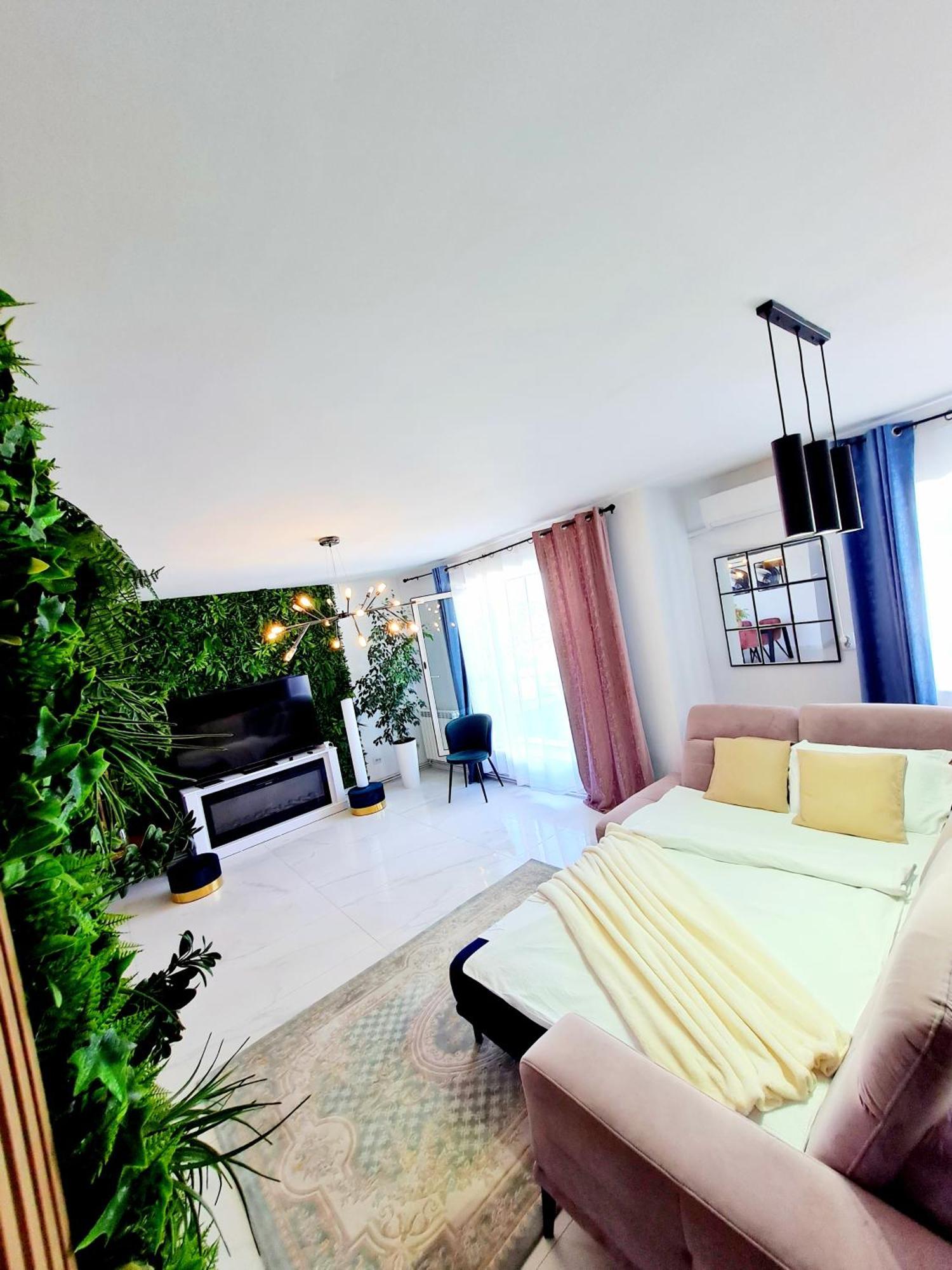 Apartamento Penthouse View Aeroport Iasi Exterior foto